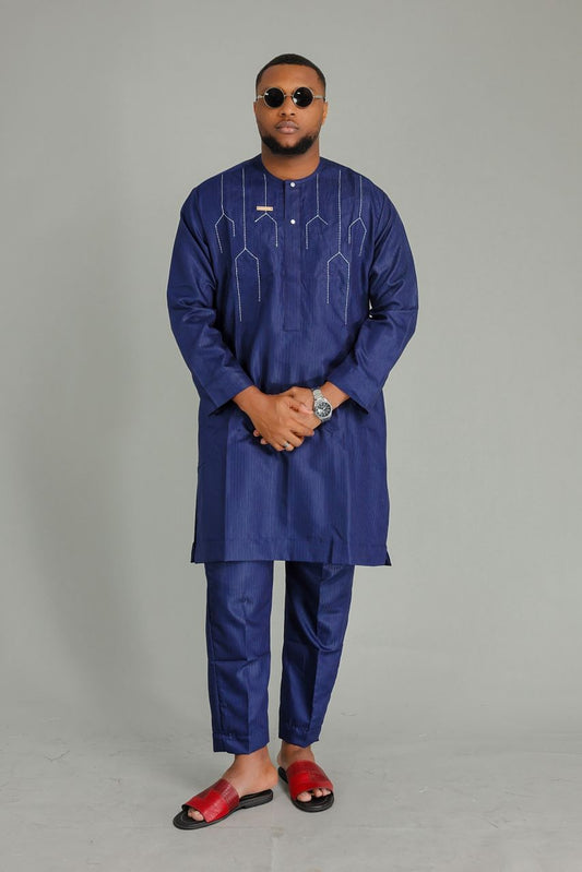 Ensemble Kaftan Moderne Bleu Indigo – Raffinement et Broderies Minimalistes